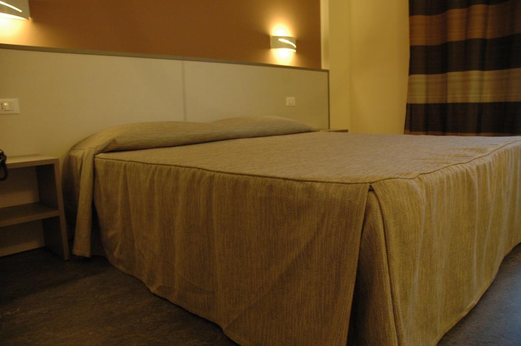 Hotel 4 Strade Ortona Room photo